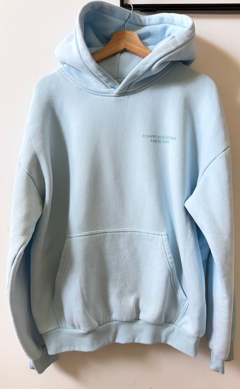 Comfrt Pastel hoodie women's size L